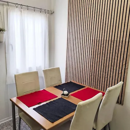 Red Nest By Interhome